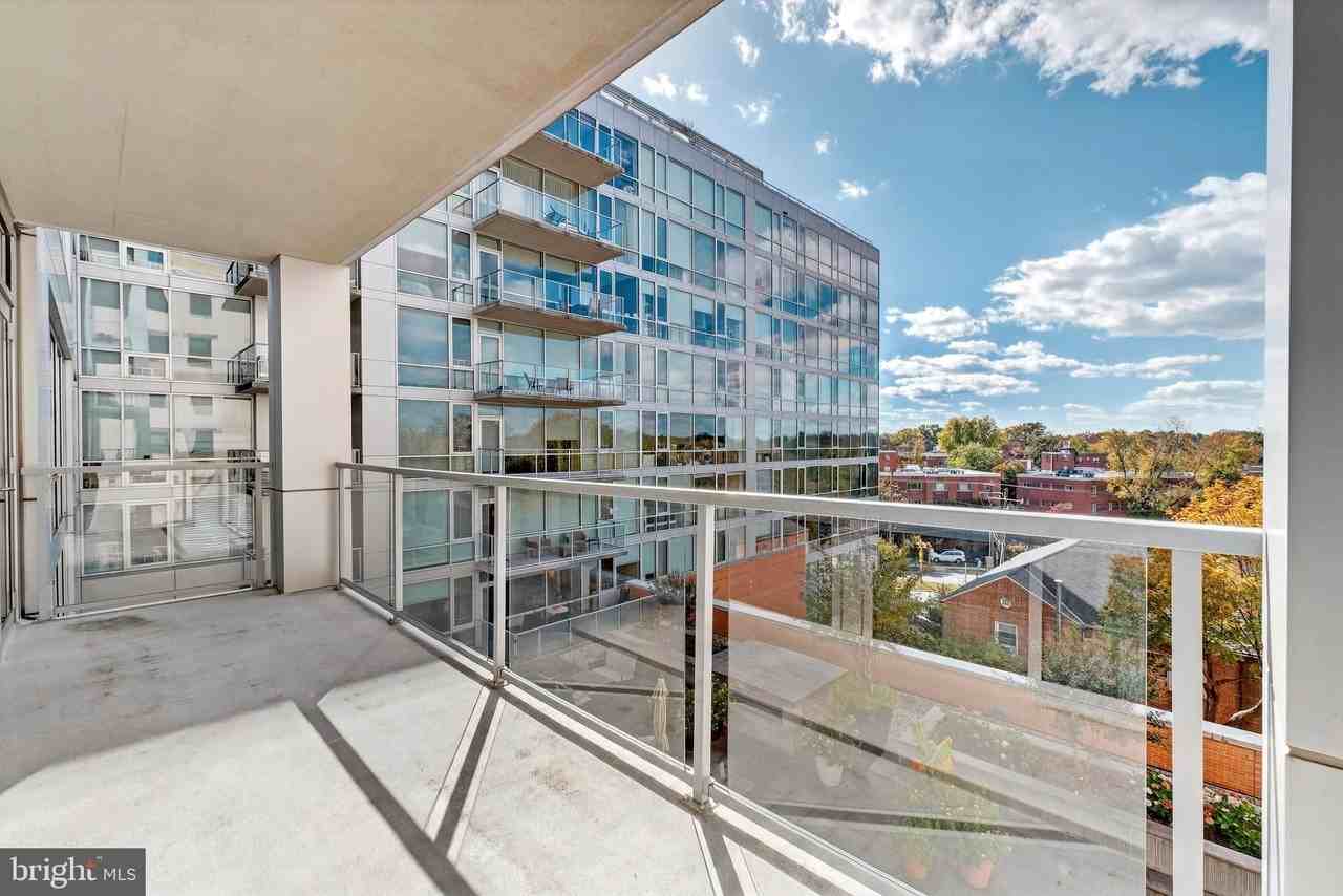 6820 Wisconsin Ave #4006 - Photo 4 of 33