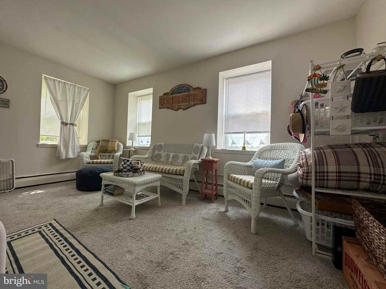 923 Washington St #304 - Photo 6 of 6