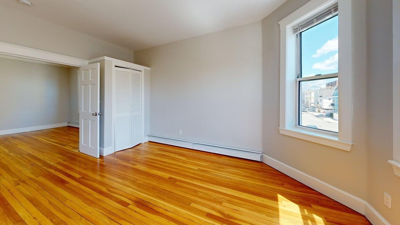 48 Clark Avenue48 Clark Avenue - 2R #2R - Photo 3 of 26