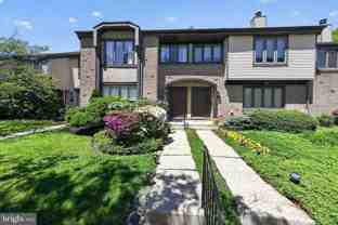 8 Independence Pl - Photo 1 of 1