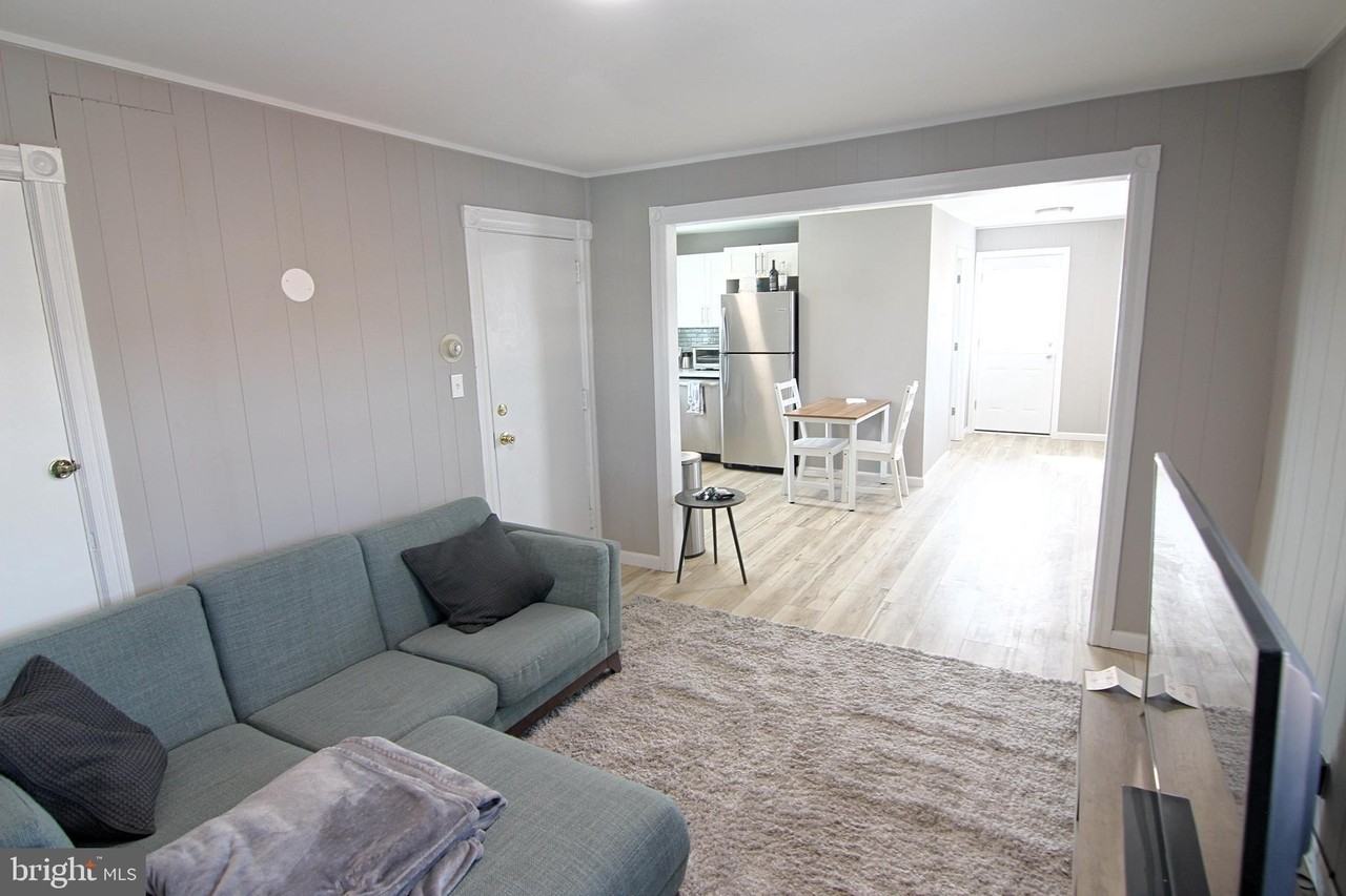 201 Spring Mill Ave #3 - Photo 6 of 11