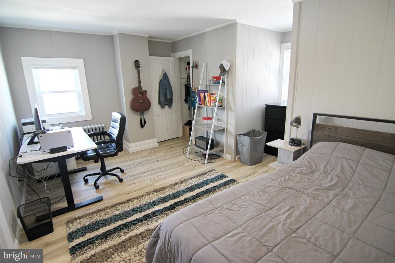201 Spring Mill Ave #3 - Photo 7 of 11