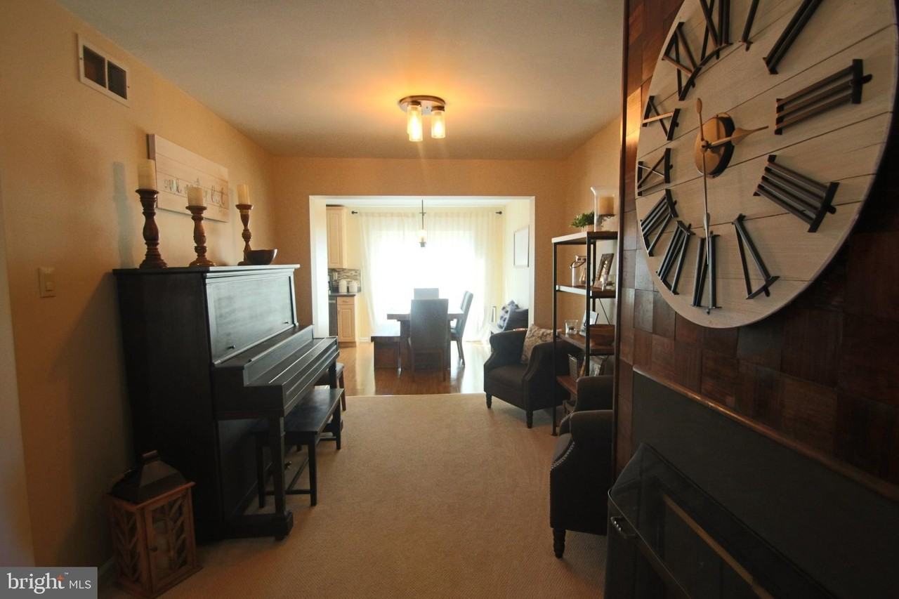 112 Magnolia Ct - Photo 3 of 30