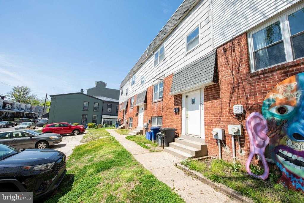 330 Hermitage St #2 - Photo 6 of 22