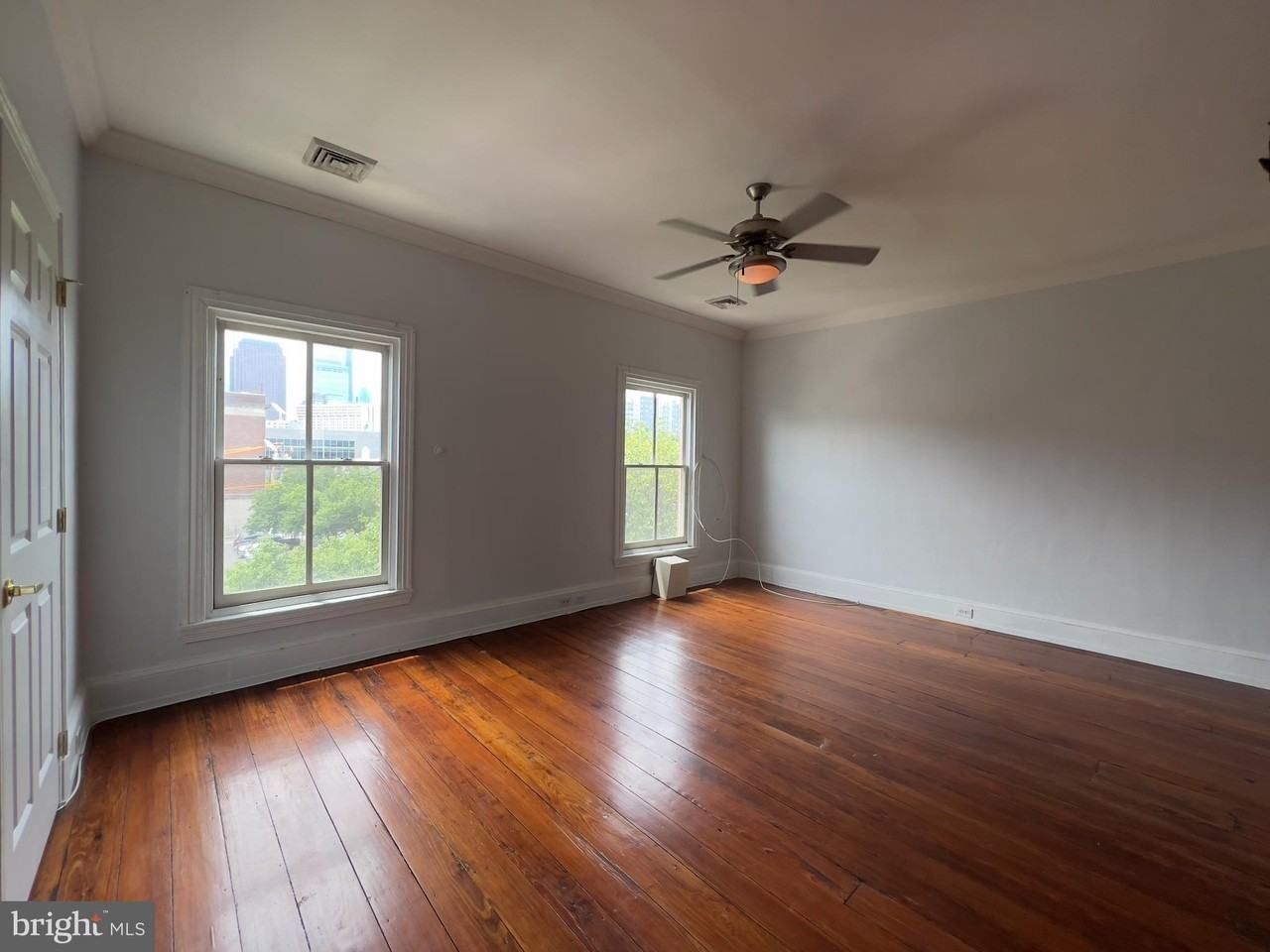 1629 Green St #5 - Photo 6 of 26