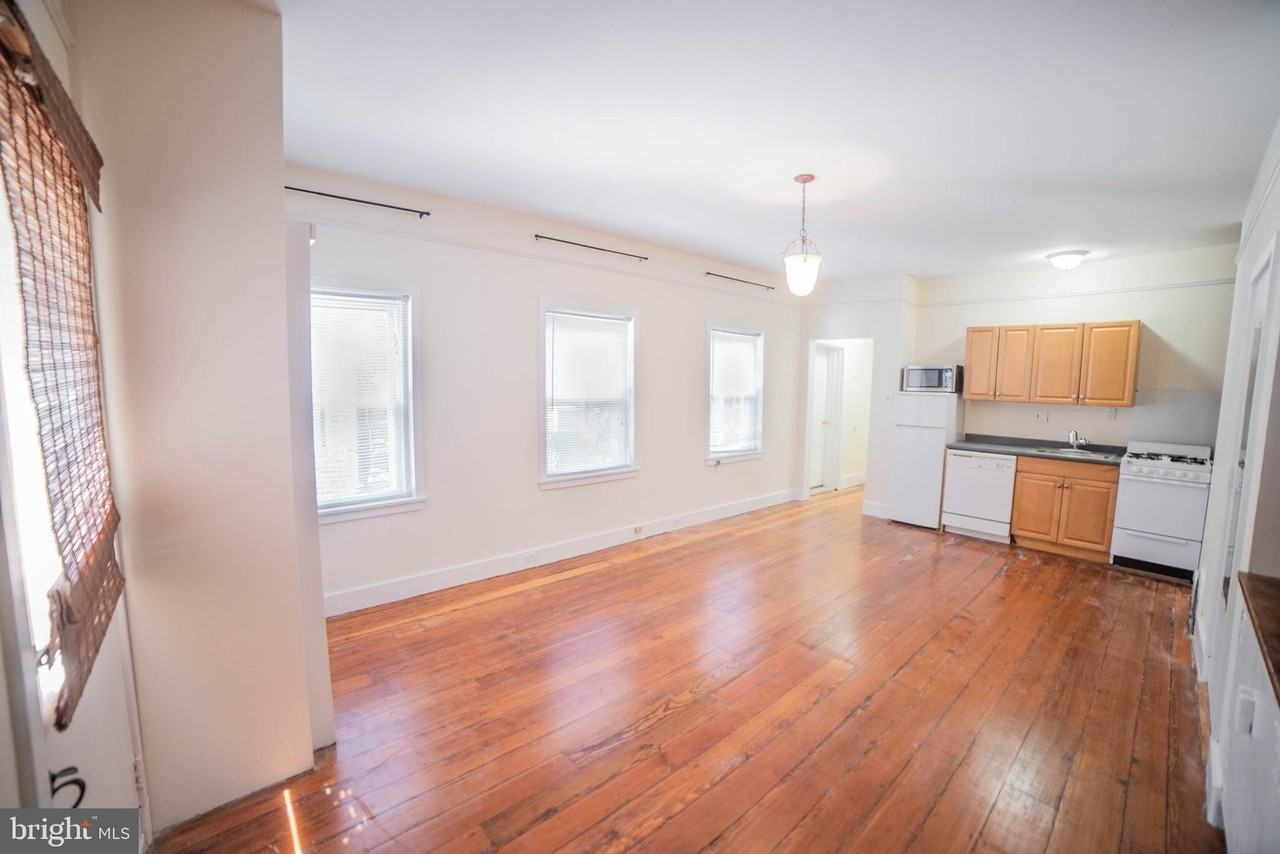1928 Spruce St #3R - Photo 2 of 13