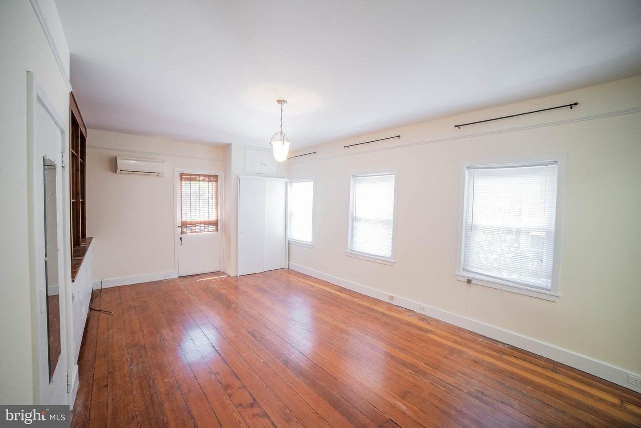 1928 Spruce St #3R - Photo 4 of 13