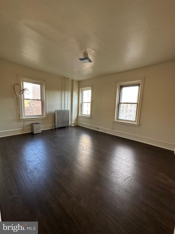 4216 Baltimore Ave #3 - Photo 6 of 11