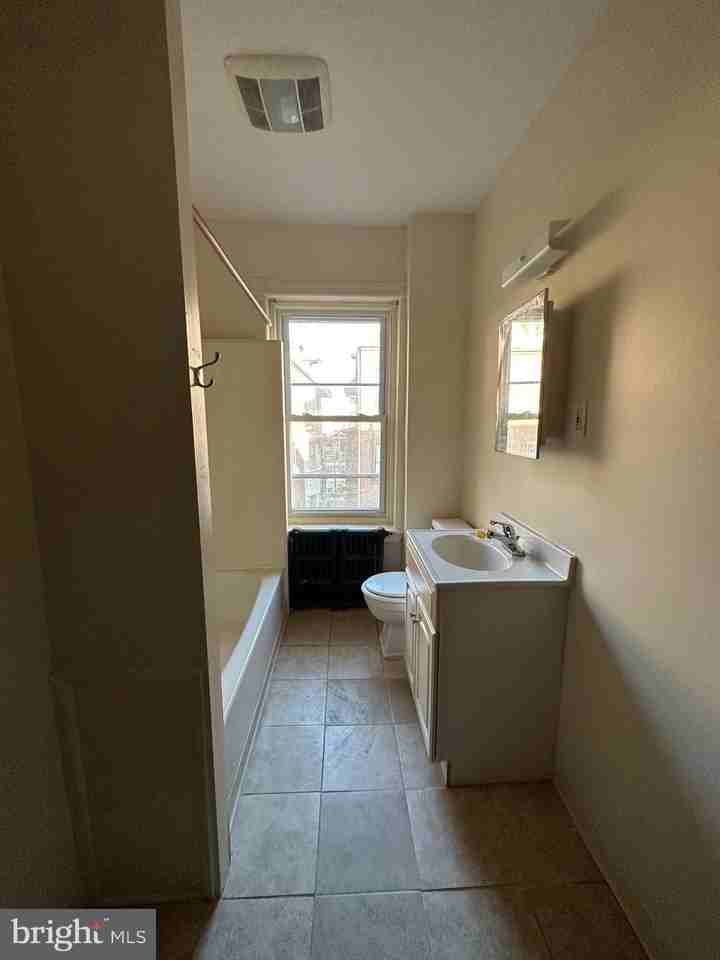 4216 Baltimore Ave #3 - Photo 7 of 11