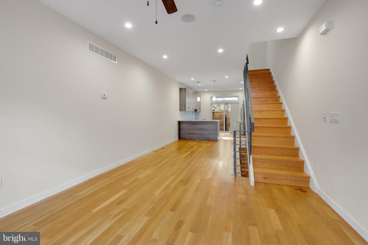 2242 Wilder St - Photo 2 of 41