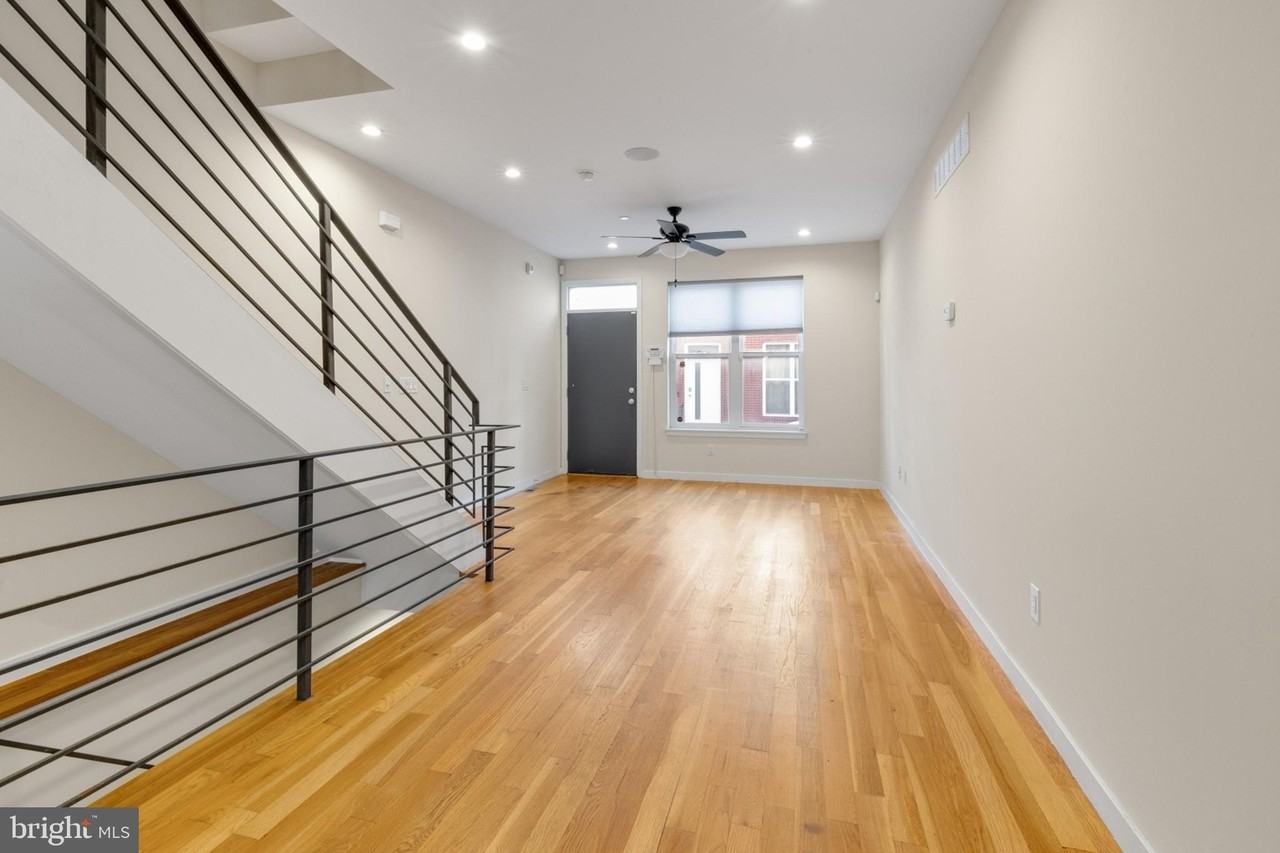 2242 Wilder St - Photo 7 of 41