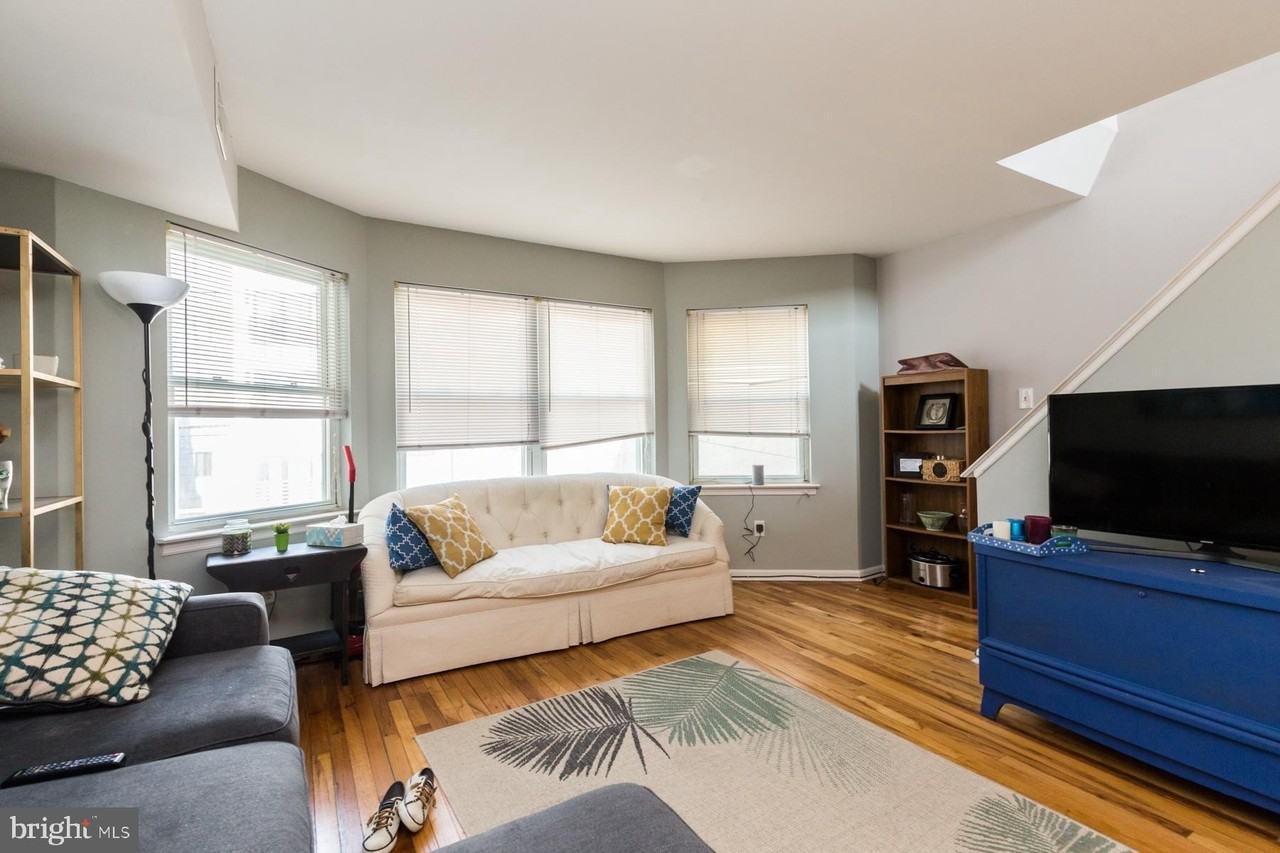 941 New Market St #B - Photo 4 of 19