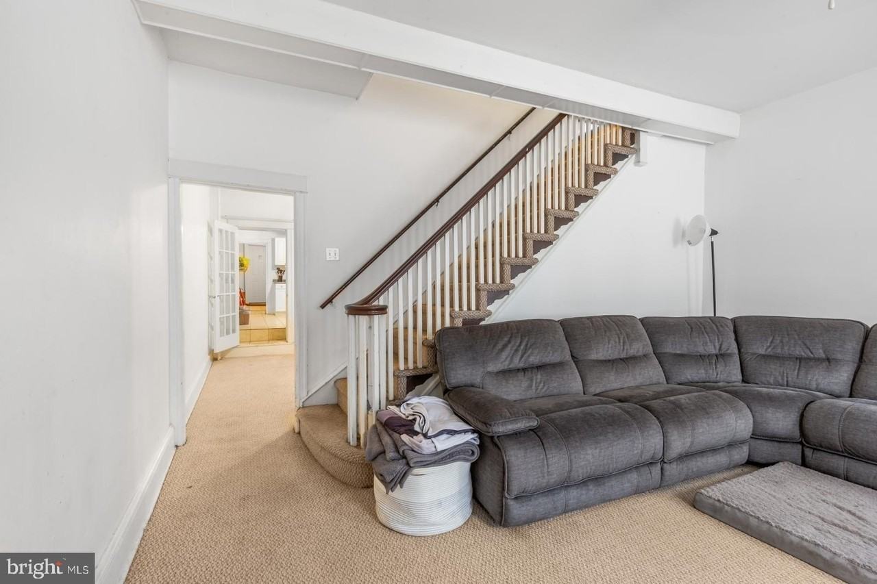 218 Grape St - Photo 2 of 27