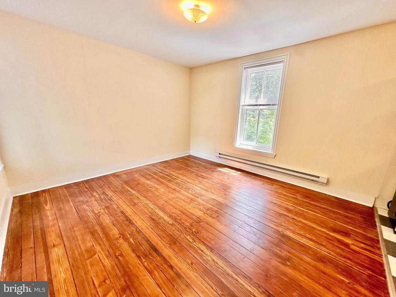 30 W Penn St #2R - Photo 3 of 9