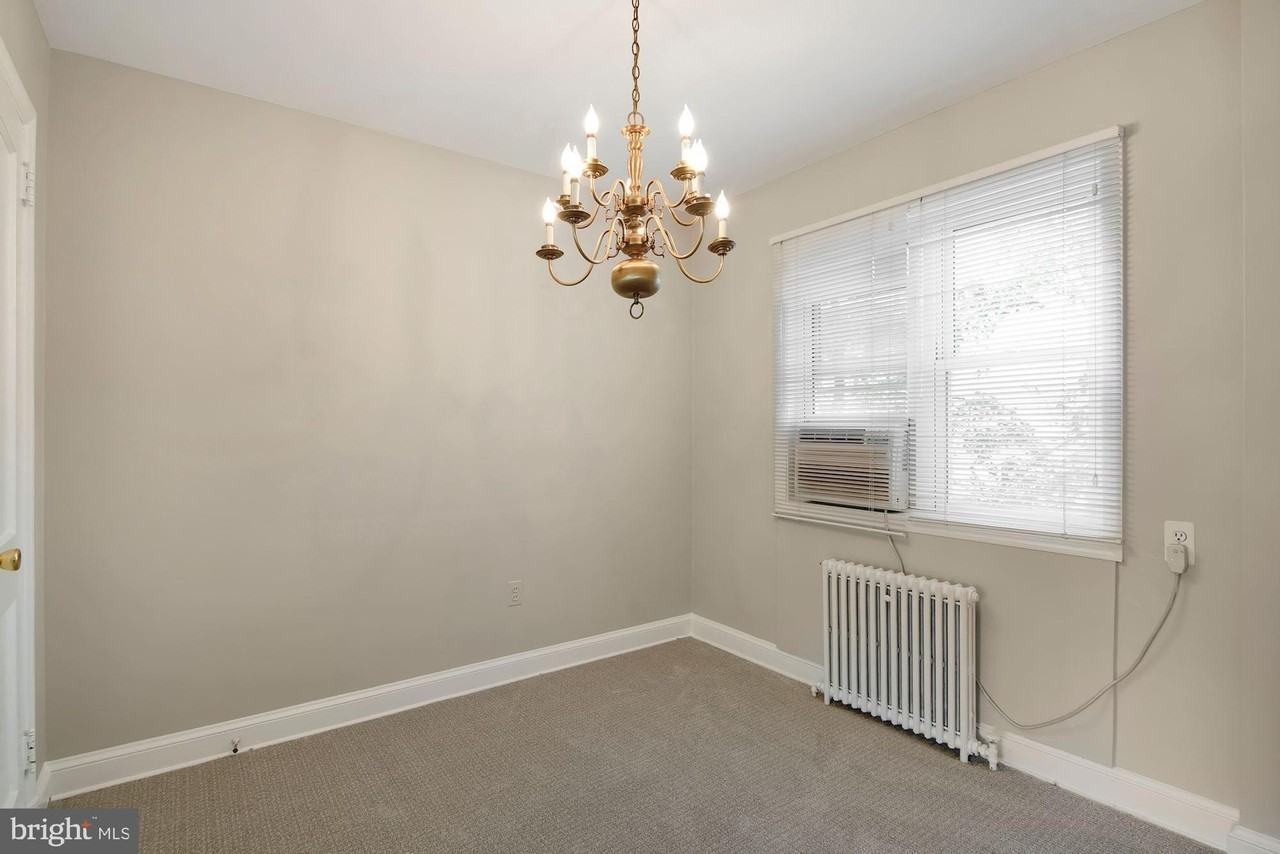 1410 N Quinn St #7 - Photo 5 of 15