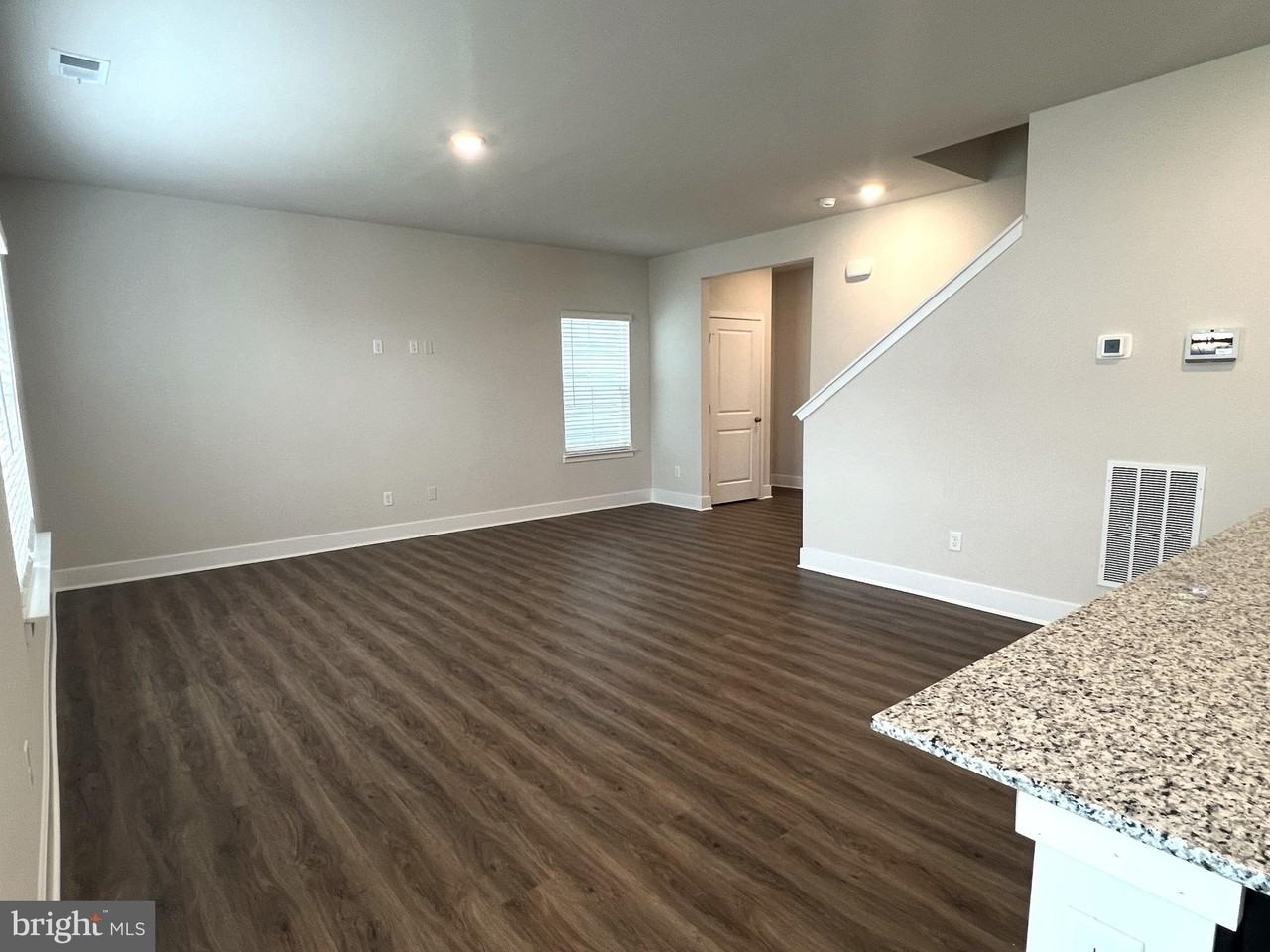 130 Charing Cross Dr - Photo 3 of 22