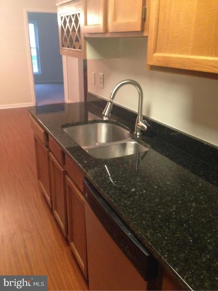 6143A Essex House Sq #6143A - Photo 7 of 11