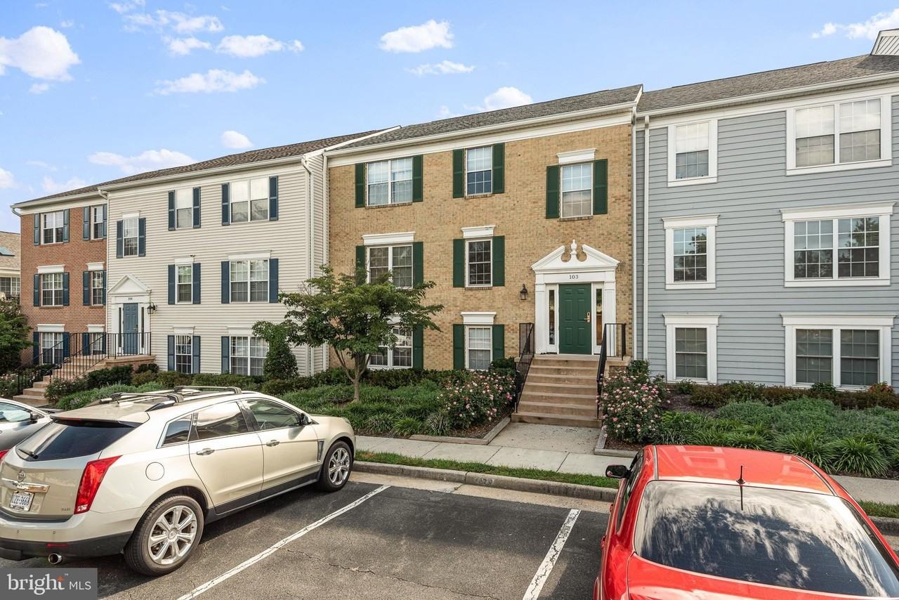 103 Fort Evans Rd Se #B - Photo 2 of 26