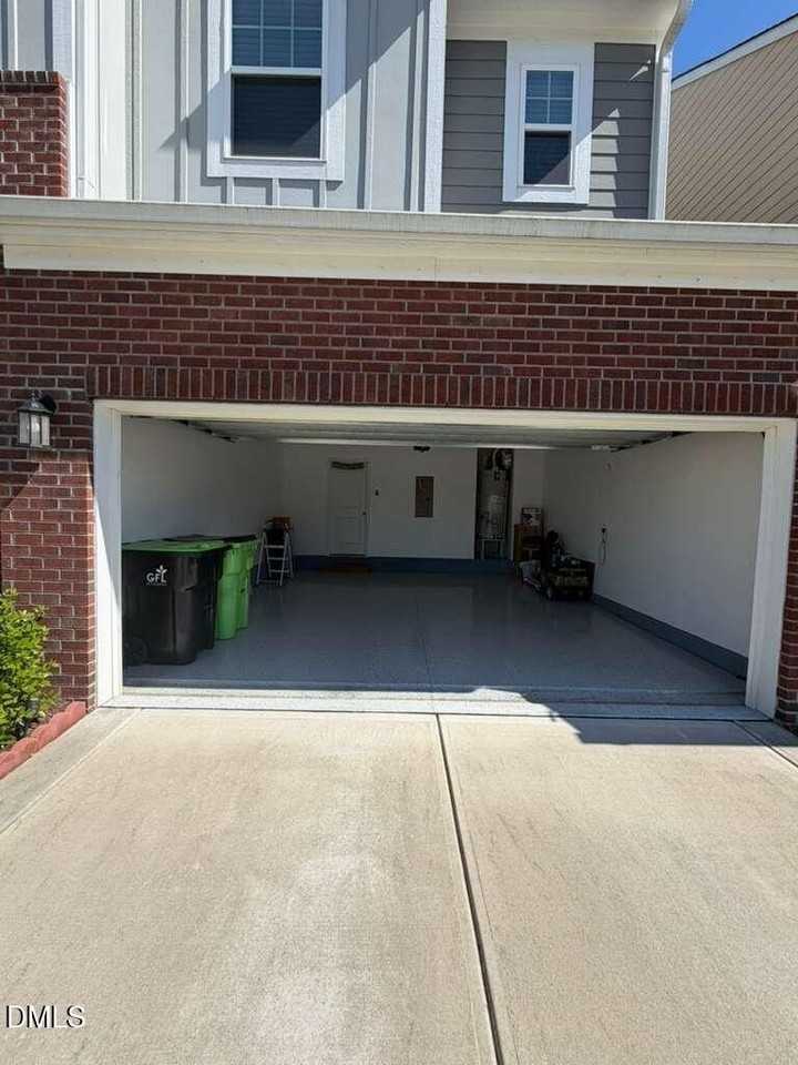 503 Ressler St - Photo 2 of 38