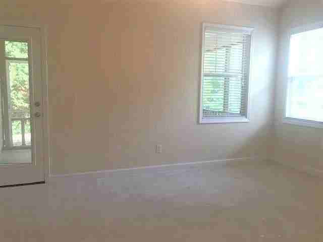 214 Plank Bridge Way - Photo 7 of 26