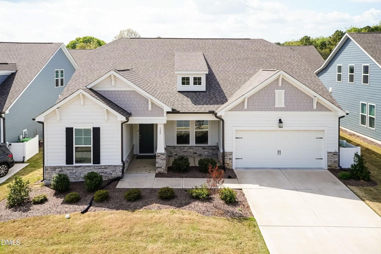 124 Clapper Ln - Photo 6 of 50