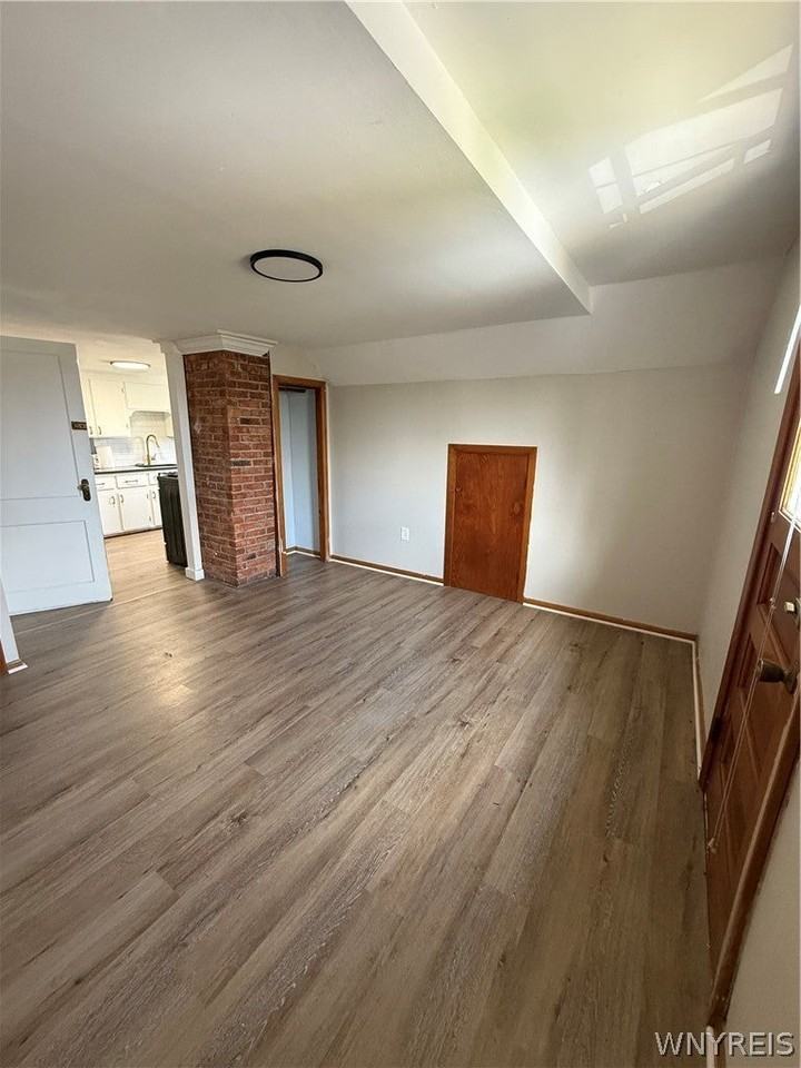 579 Crescent Ave - Photo 5 of 5