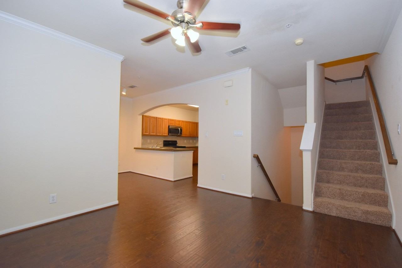 12707 Boheme Dr - Photo 6 of 25
