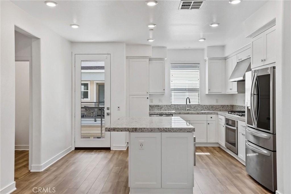 454 Palermo - Photo 6 of 44