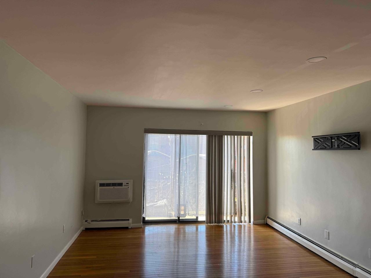5 Linda Ln #1 - Photo 2 of 11