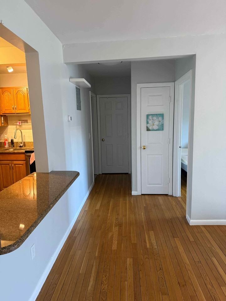 5 Linda Ln #1 - Photo 4 of 11