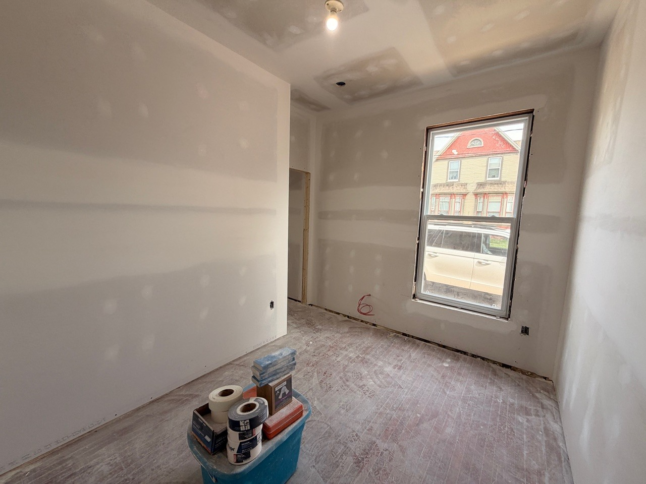 135 Spring St Lowr #1 - Photo 6 of 9