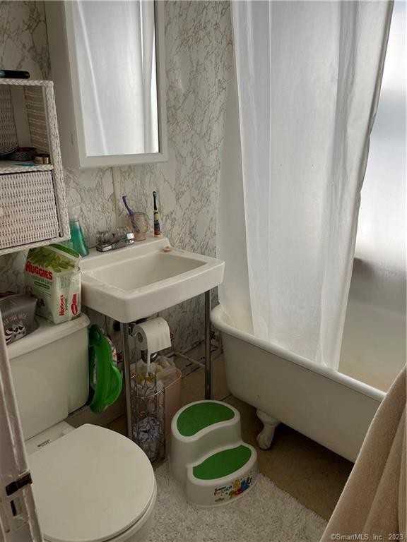 250 Willow St - Photo 7 of 14