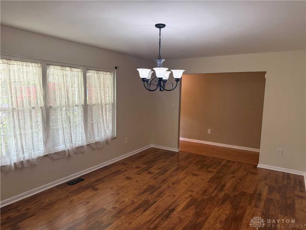 6418 Oakhurst Pl - Photo 5 of 19