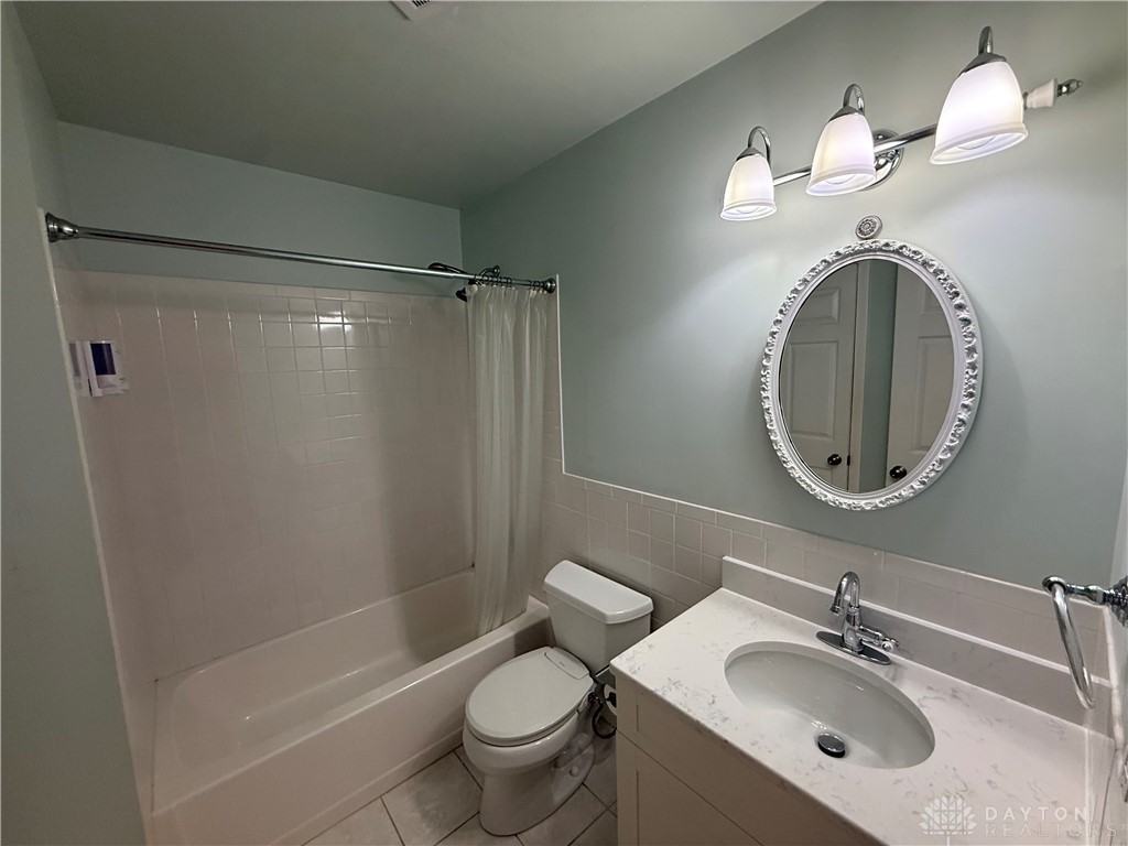 6418 Oakhurst Pl - Photo 7 of 19
