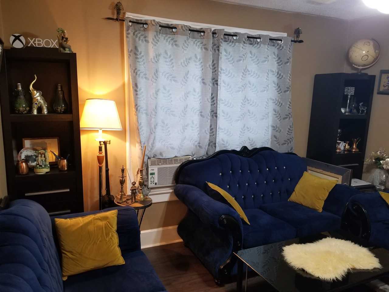 1094 Niagara Street - Photo 2 of 12