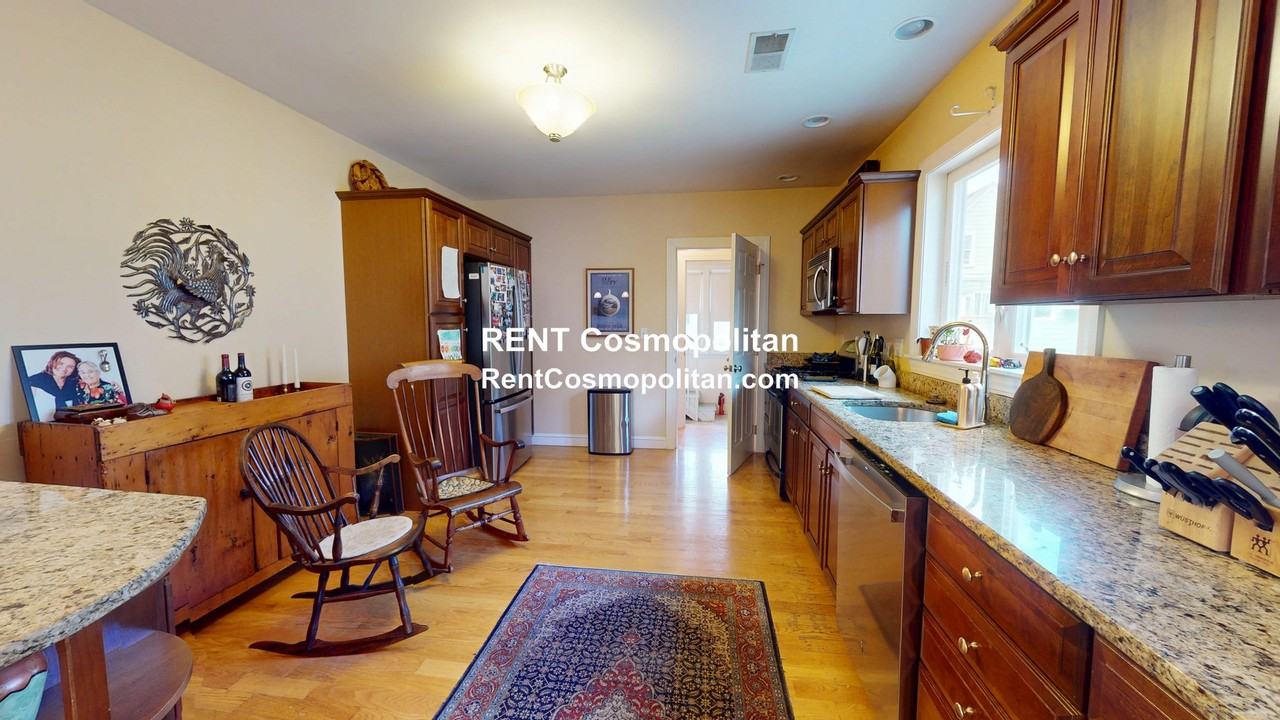 27 Melrose St #2 - Photo 4 of 16