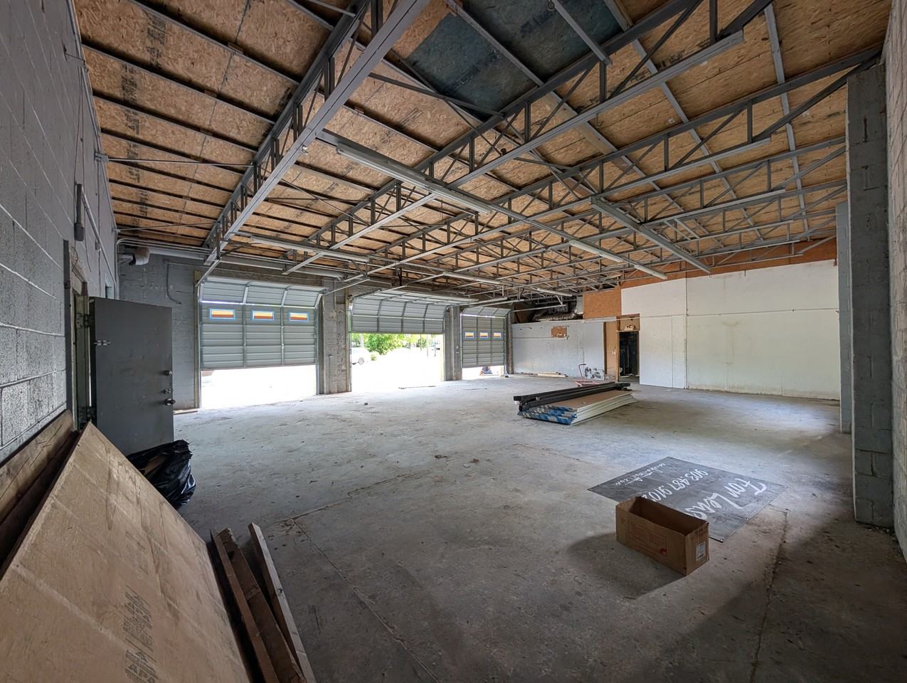 430 E Brockett St #1 - Photo 7 of 18