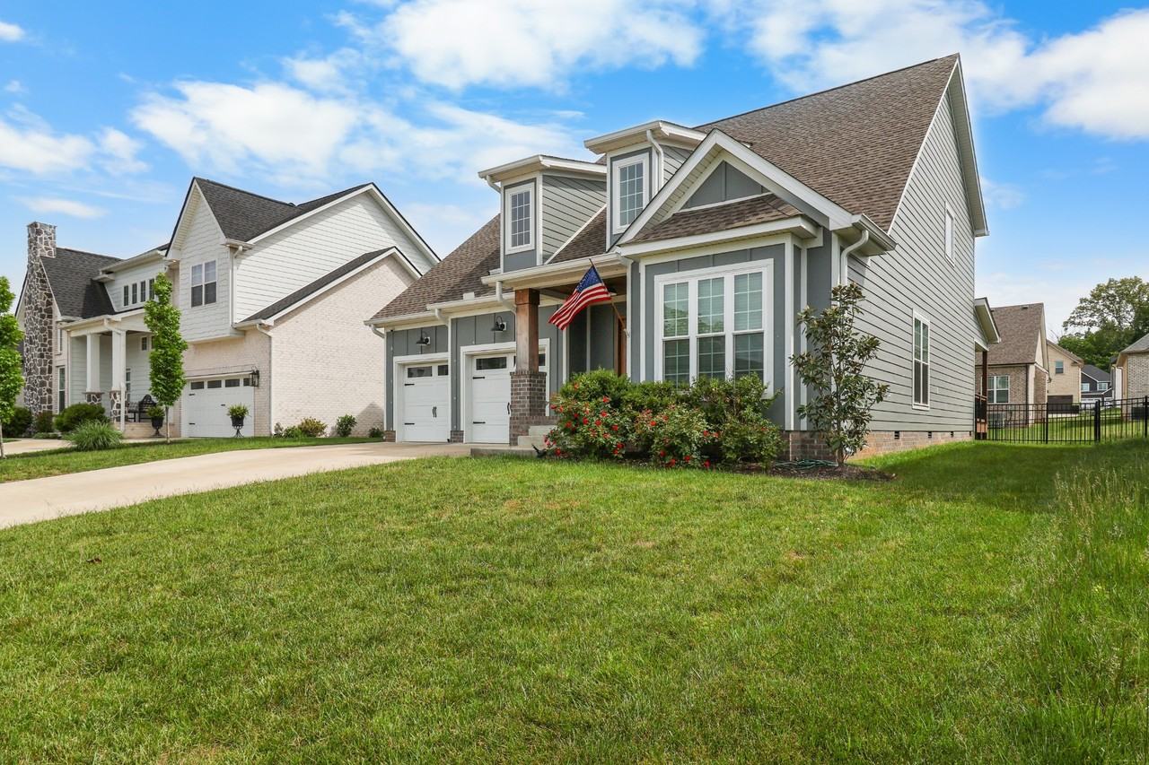 276 Bluebell Dr #1 - Photo 4 of 42
