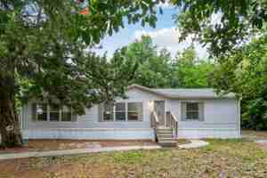 featured image of 223 Ajax Dr Nw #1