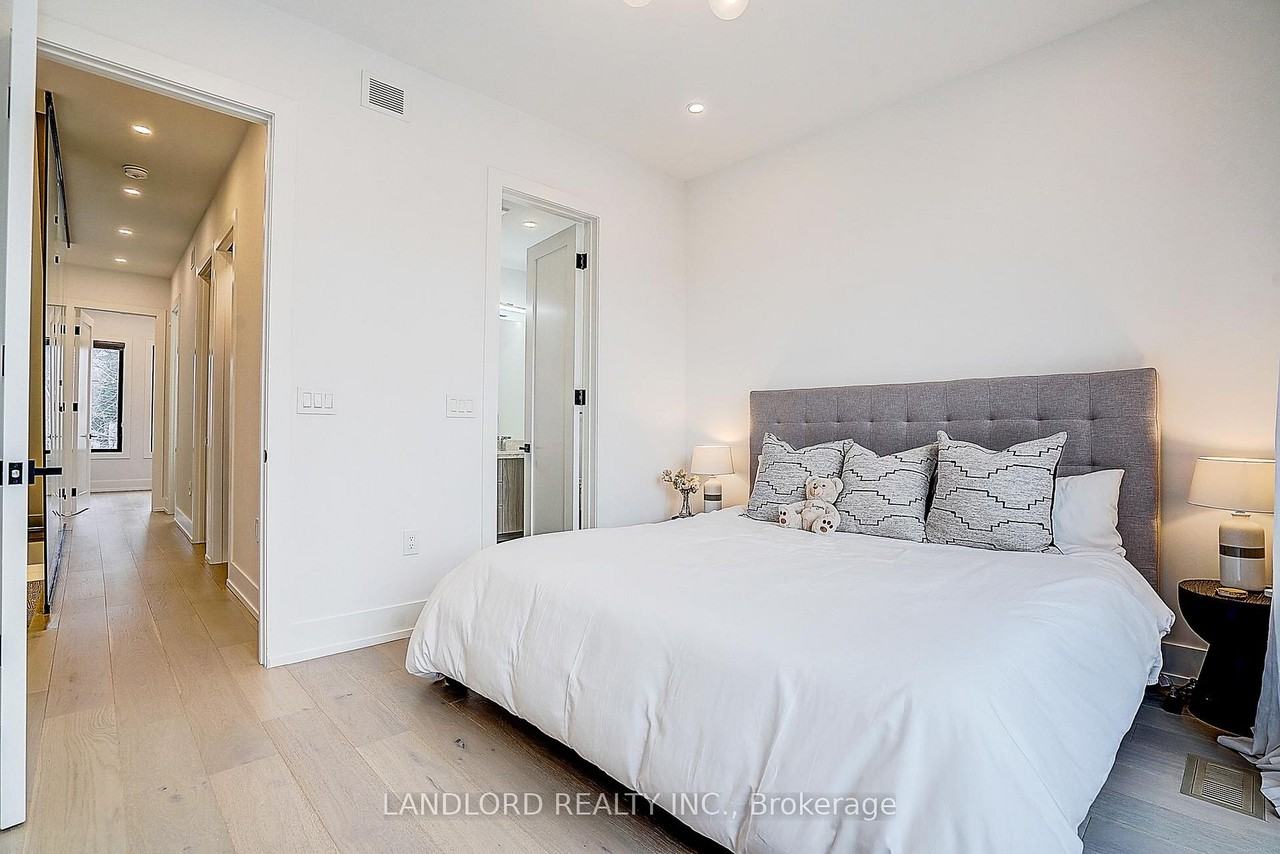 21 Shudell Avenue - Photo 7 of 36