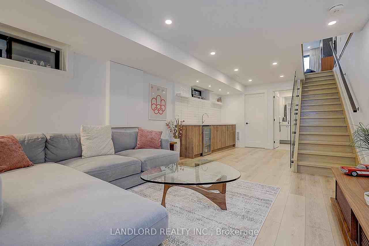 21 Shudell Avenue - Photo 31