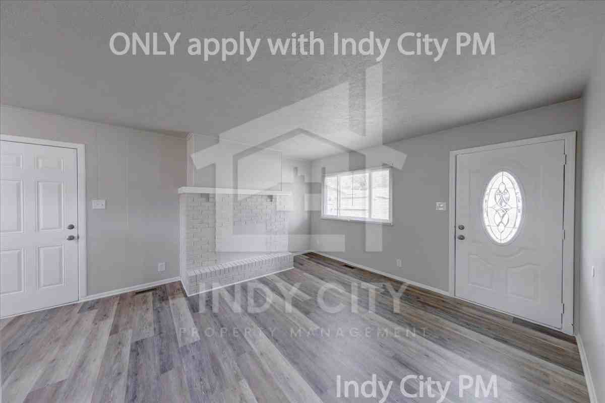 7838 Ridgewood Dr #1 - Photo 3 of 19