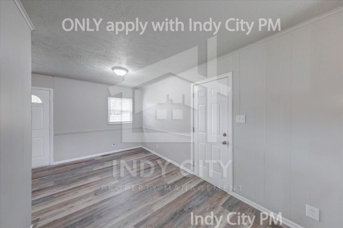 7838 Ridgewood Dr #1 - Photo 6 of 19