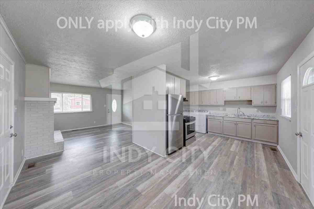 7838 Ridgewood Dr #1 - Photo 7 of 19