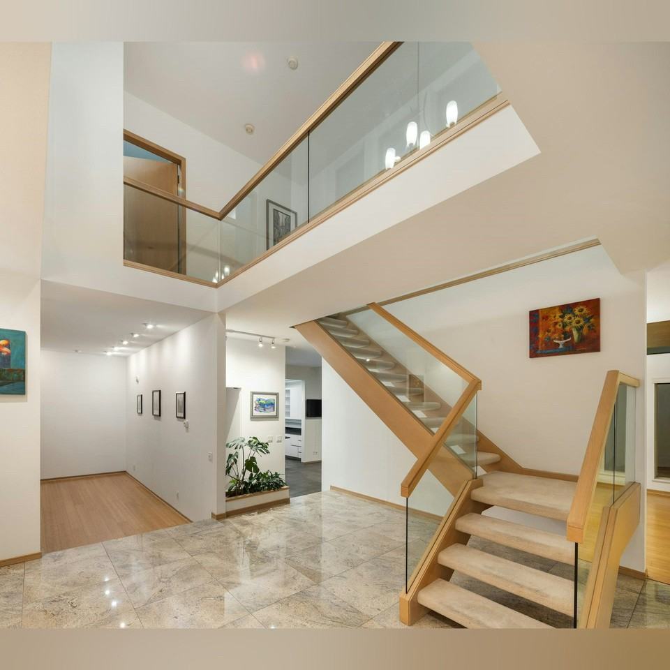 Woodley Dr - Photo 6 of 18