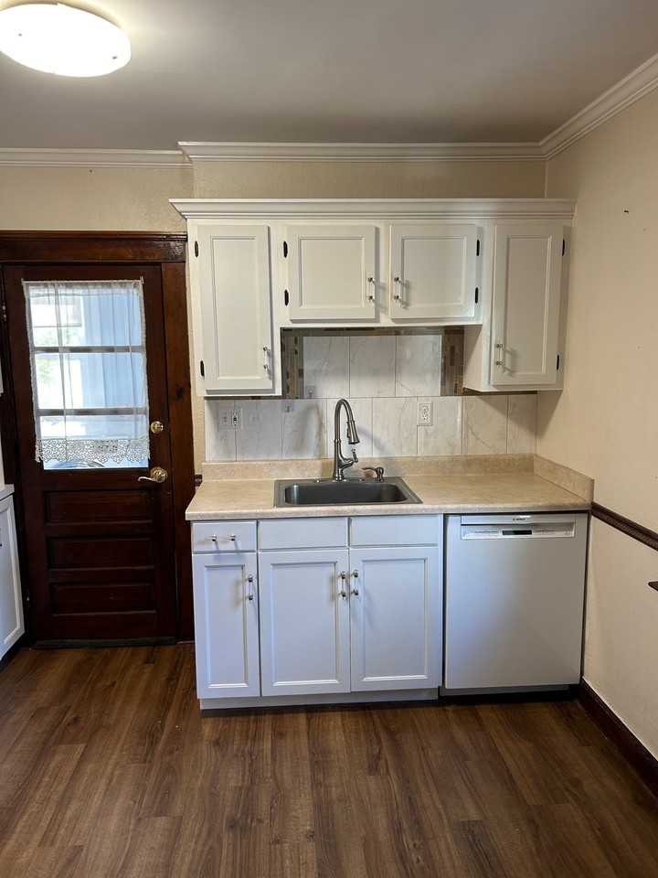 130 Copperfield Rd #2 - Photo 3 of 11