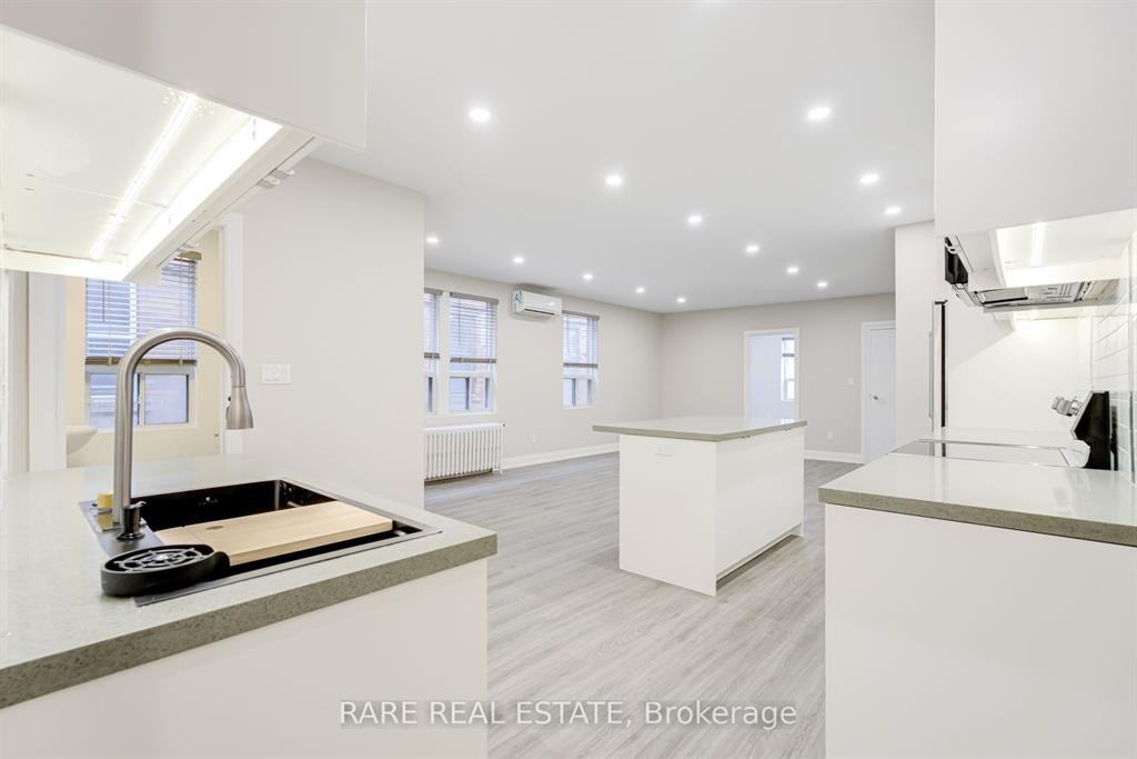 10 Castle View Avenue #main - Photo 3 of 11