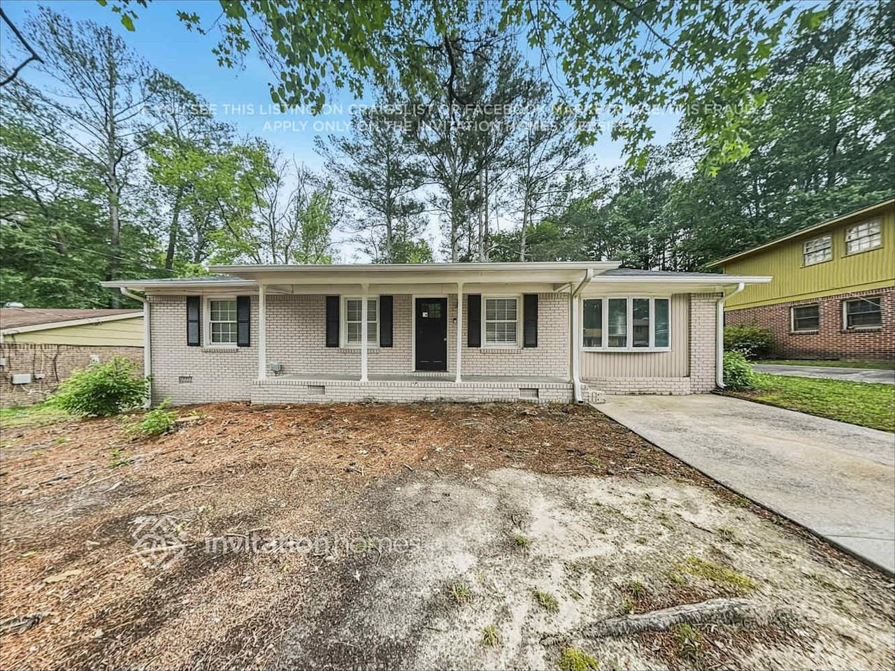3455 Leisure Ln - Photo 3 of 20