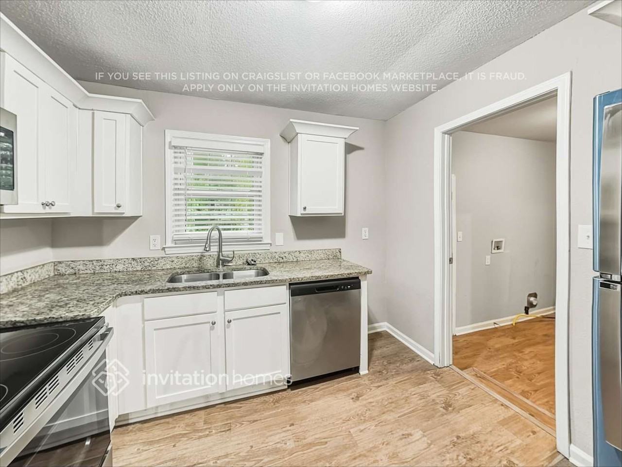 3455 Leisure Ln - Photo 7 of 20