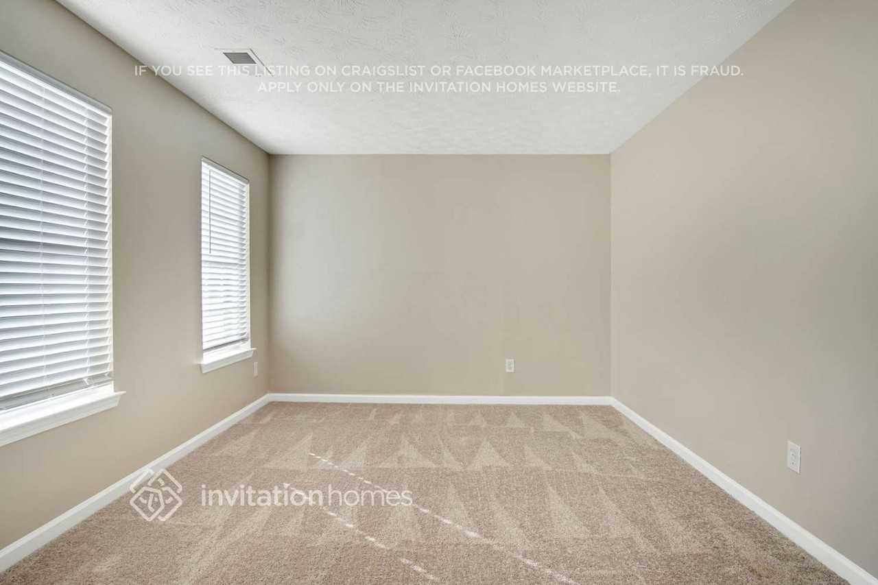 5822 Wellborn Creek Dr - Photo 2 of 22